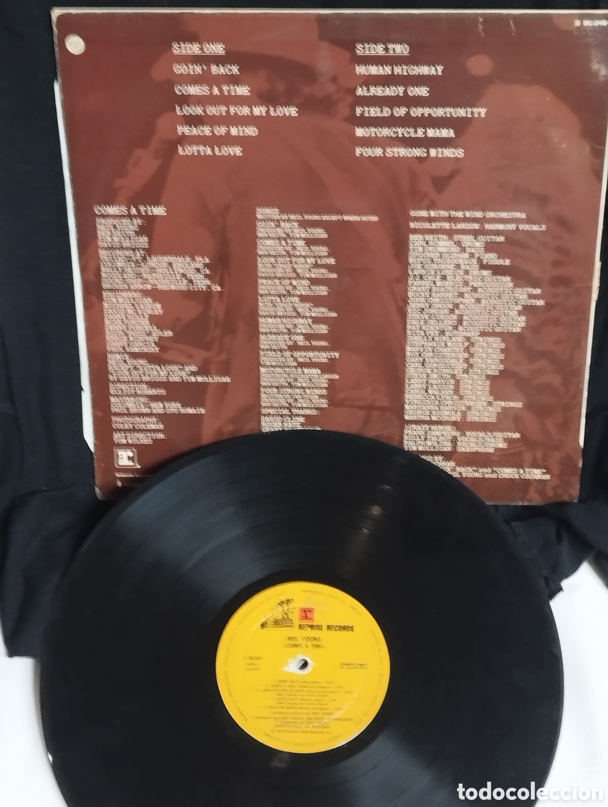 Discos de vinilo: NEIL YOUNG COMES A. TIME - Foto 2
