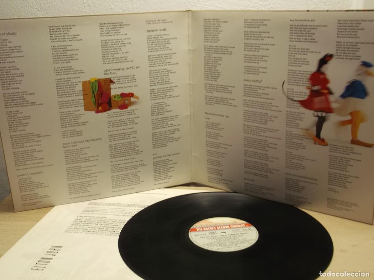 Discos de vinilo: ELTON JOHN REG STRIKES BACK LP VG+ - Foto 3