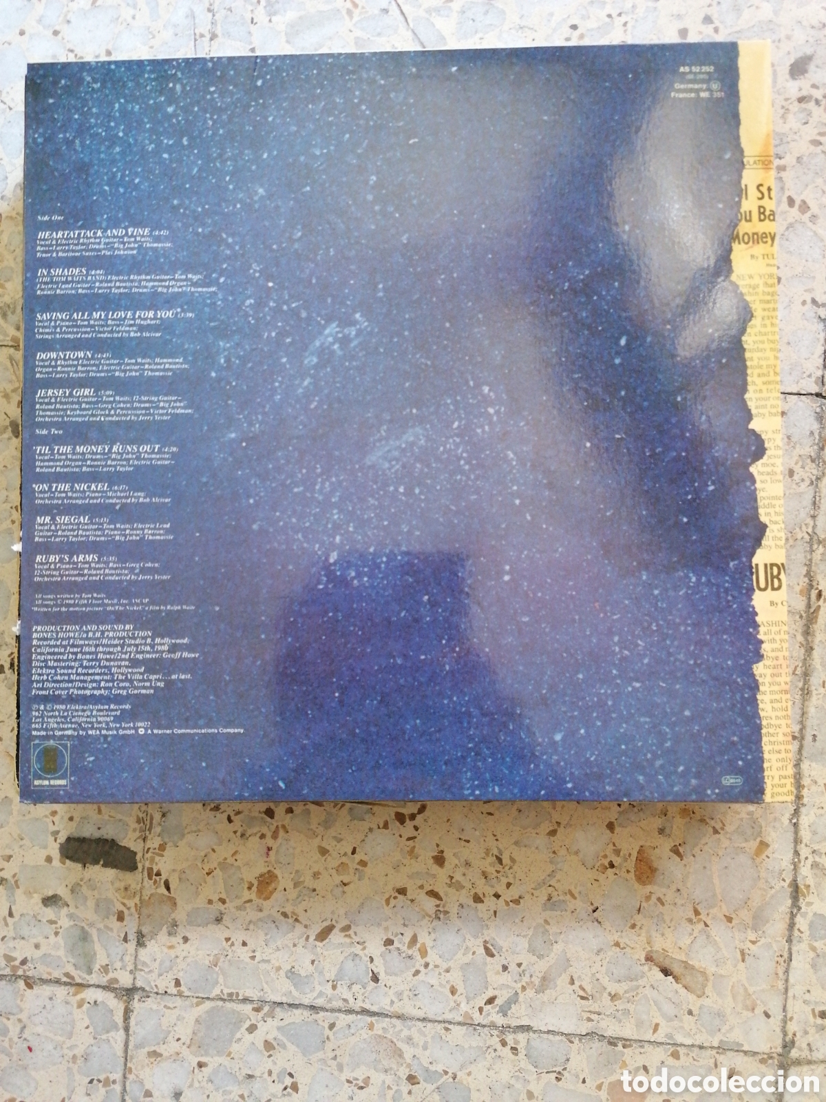 Discos de vinilo: LP TOM WAITS HEARTATTACK AND VINE - Foto 2