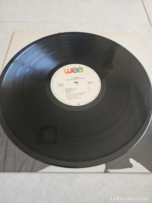 Discos de vinilo: Vinilo La Uni&oacute;n Vivir Al Este Del Ed&eacute;n - Foto 3