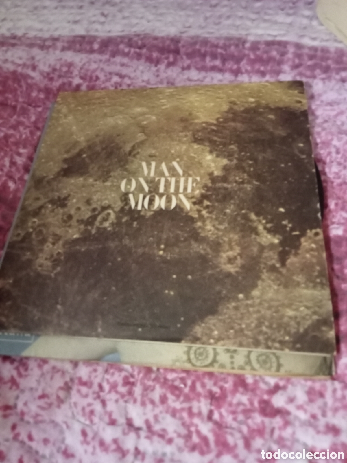 Discos de vinilo: Man on the Moon narrated for Walter Cronkite