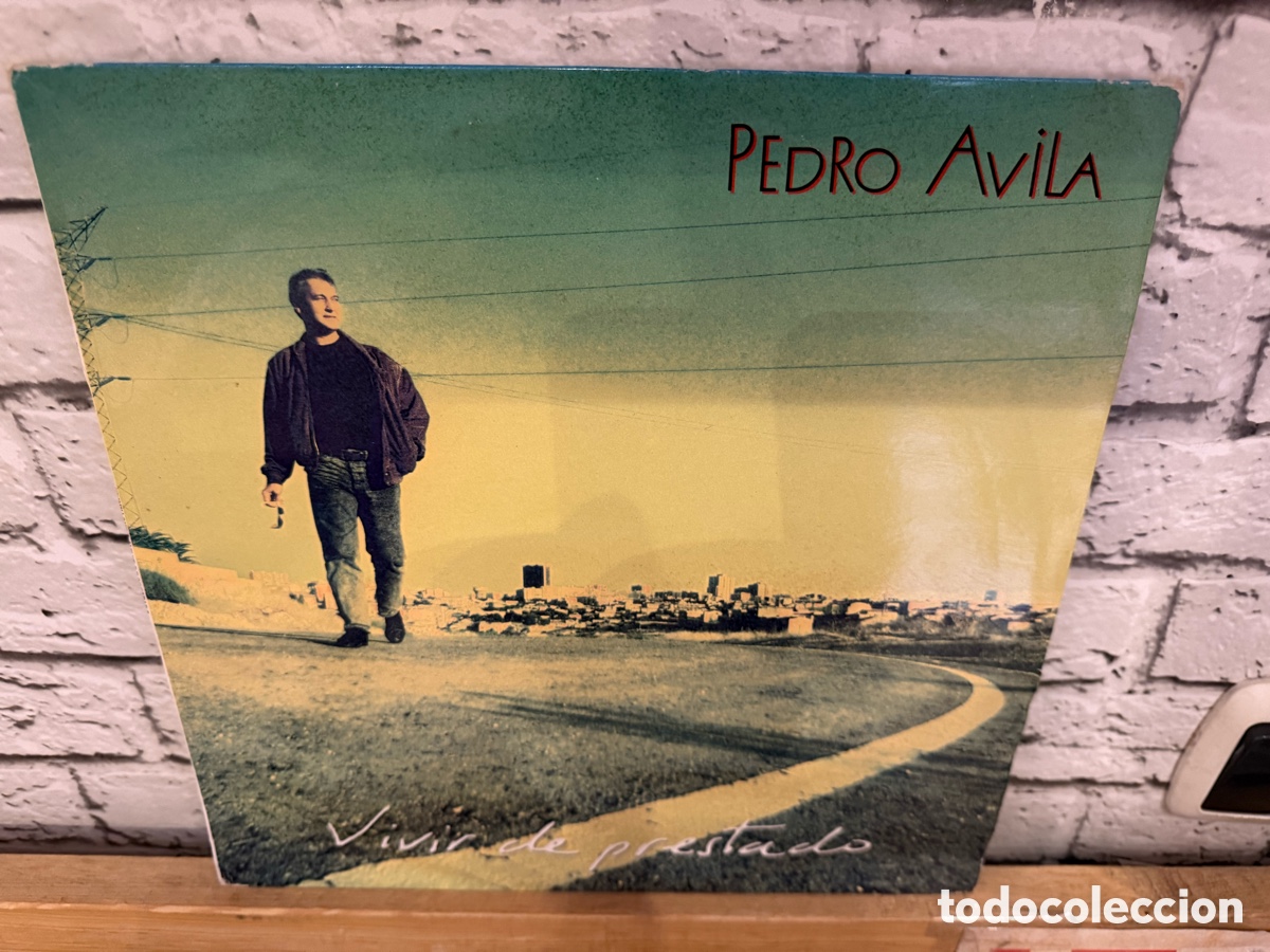 Discos de vinilo: PEDRO AVILA - VIVIR DE PRESTADO - LP buen estado