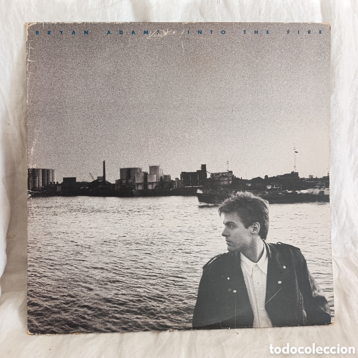 Discos de vinilo: Vinilo LP Bryan Adams - Into The Fire (1987) &iexcl;Con p&oacute;ster Gigante original!