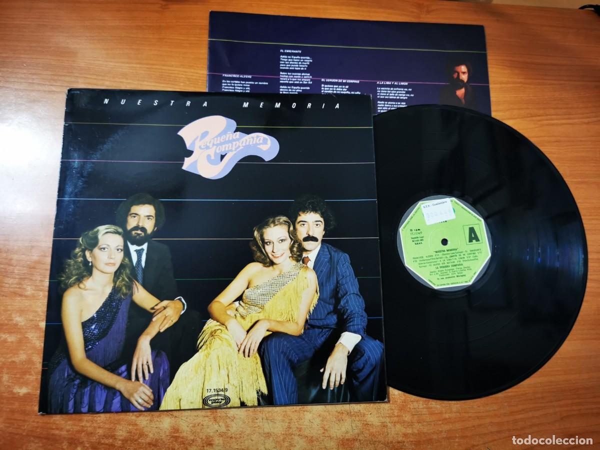 Discos de vinilo: PEQUE&Ntilde;A COMPA&Ntilde;IA Nuestra memoria LP VINILO DEL A&Ntilde;O 1979 CON ENCARTE CONTIENE 10 TEMAS