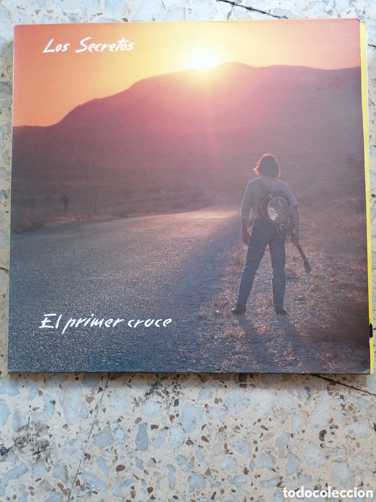 Discos de vinilo: LP LOS SECRETOS EL PRIMER CRUCE 1986 INSERT EX - Foto 1