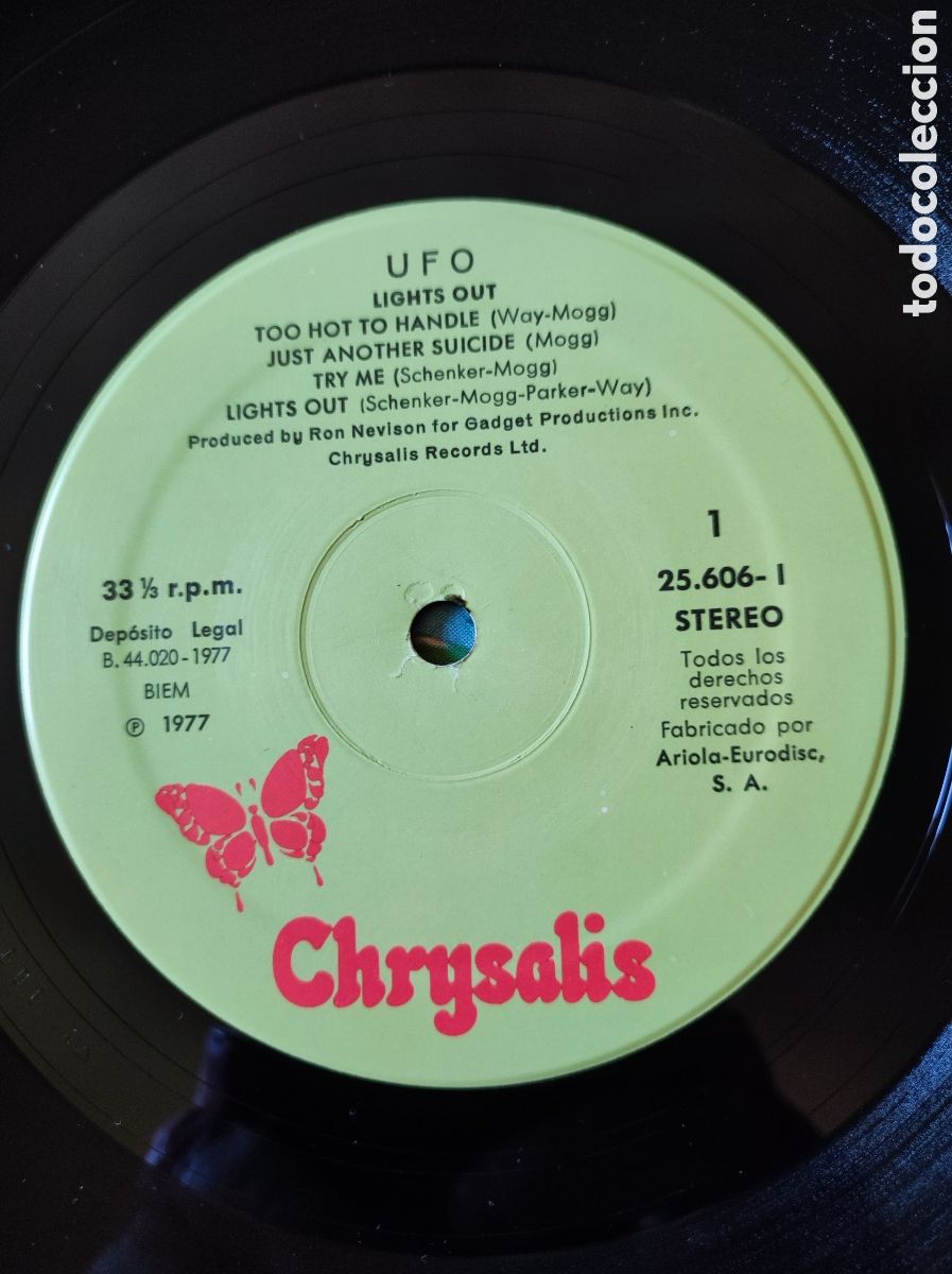 Discos de vinilo: UFO - LIGHTS OUT (1978) - Foto 3