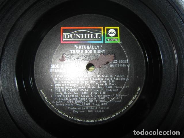 Discos de vinilo: THREE DOG NIGHT - NATURALLY LP - ORIGINAL U.S.A. - DUNHILL RECORDS 1970 - MUY NUEVO (5) - SIN FUNDA