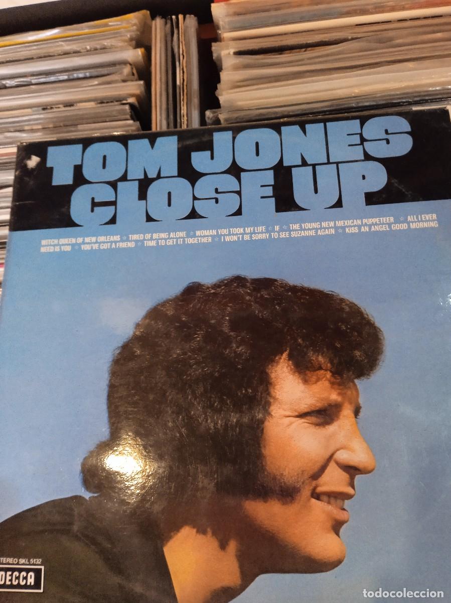 Discos de vinilo: TOM JONES- CLOSE UP. LP - Foto 1