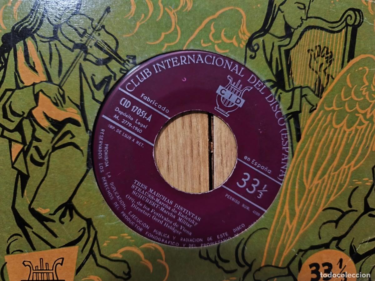 Discos de vinilo: Club Internacional del Disco: Tres marchas distintas