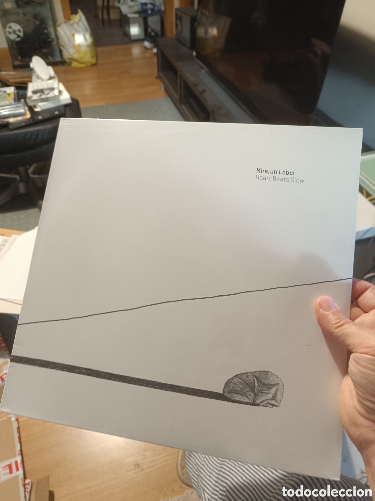 Discos de vinilo: Mira, Un Lobo! &lrm;&ndash; Heart Beats Slow (Precintado)