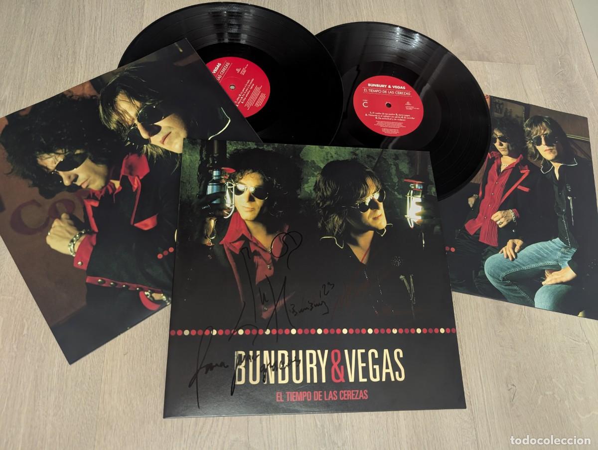 Discos de vinilo: BUNBURY & VEGAS - EL TIEMPO DE LAS CEREZAS ..2 LP&acute;S GATEFOLD DE 2020 CON CD&acute;S Y ENARTES ..FIRMADO