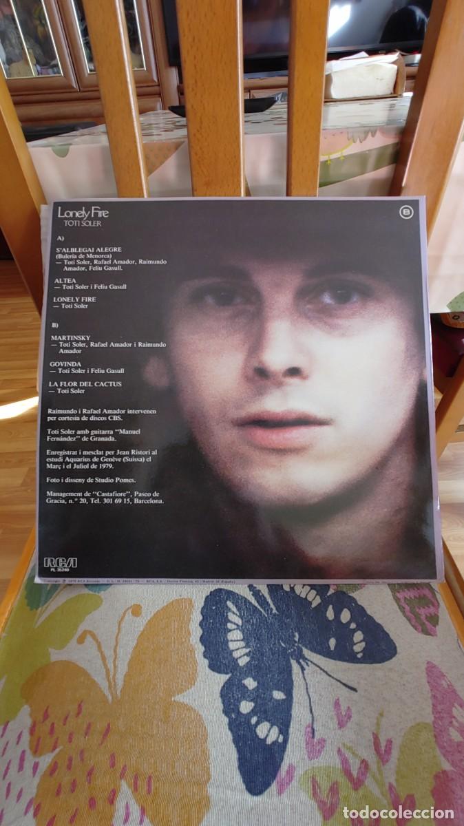 Discos de vinilo: TOTI SOLER-LP LONELY FIRE-NUEVO - Foto 2
