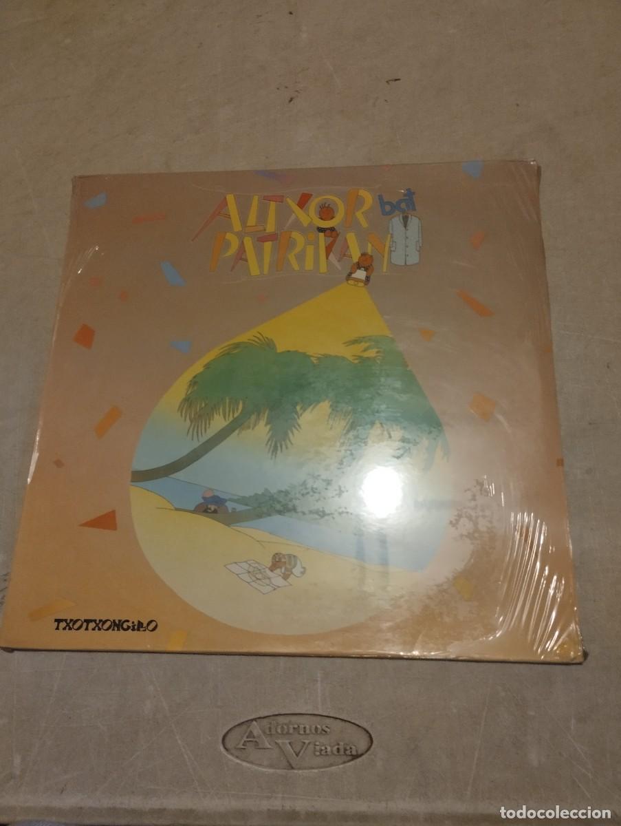 Discos de vinilo: TXOTXONGILLO LP ALTXOR BAT PATRIKAN PRECINTADO