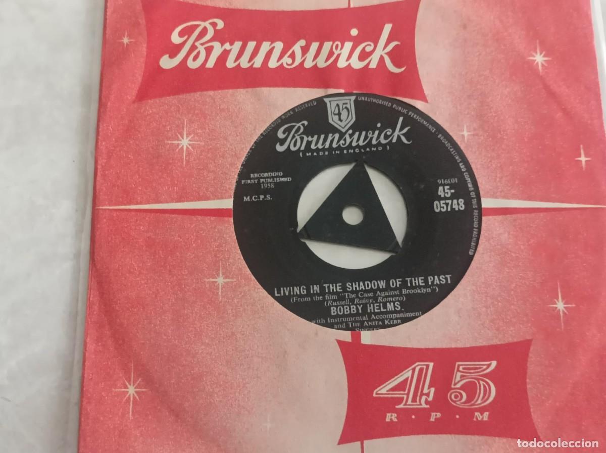 Discos de vinilo: Bobby Helms single original - Foto 1
