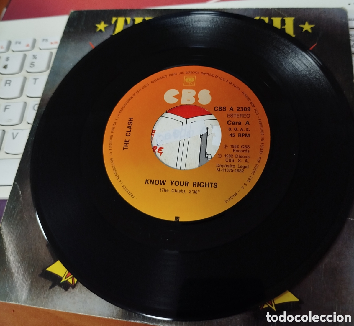Discos de vinilo: The Clash - Know Your Rights - Foto 2