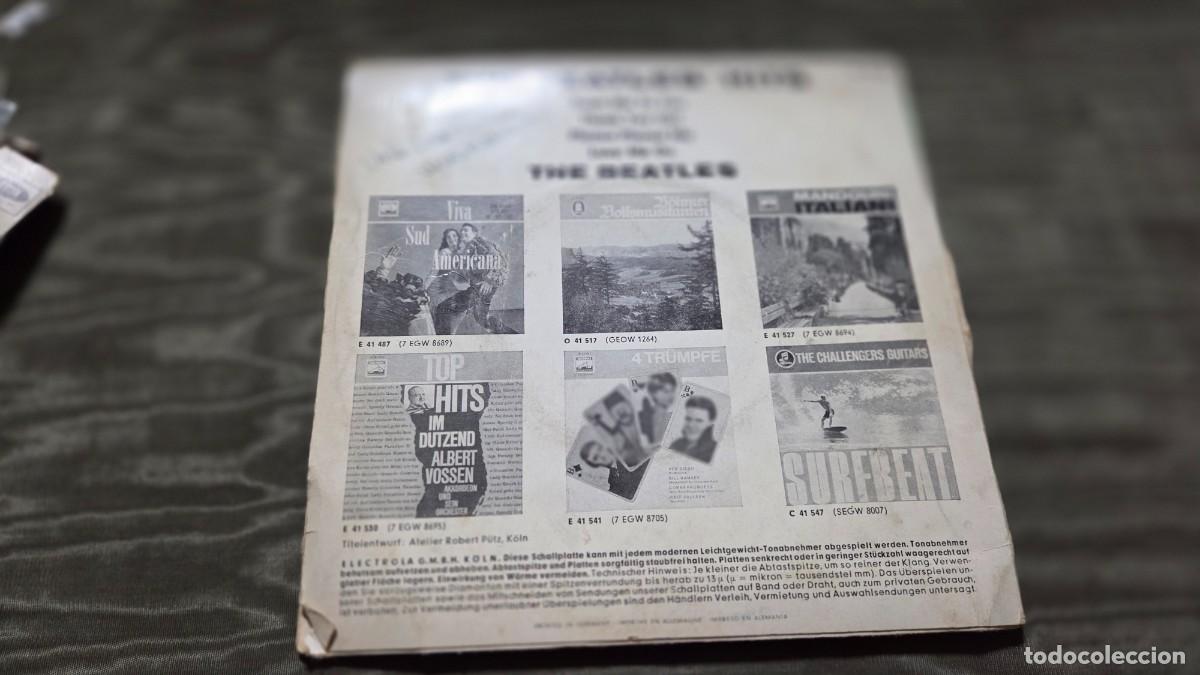 Discos de vinilo: discos singles vintage beetles - Foto 3