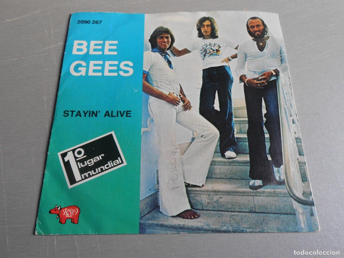 Discos de vinilo: BEE GEES, SG, STAYIN&acute; ALIVE + 1, A&Ntilde;O 1977, RSO 2090 267, MADE IN PORTUGAL