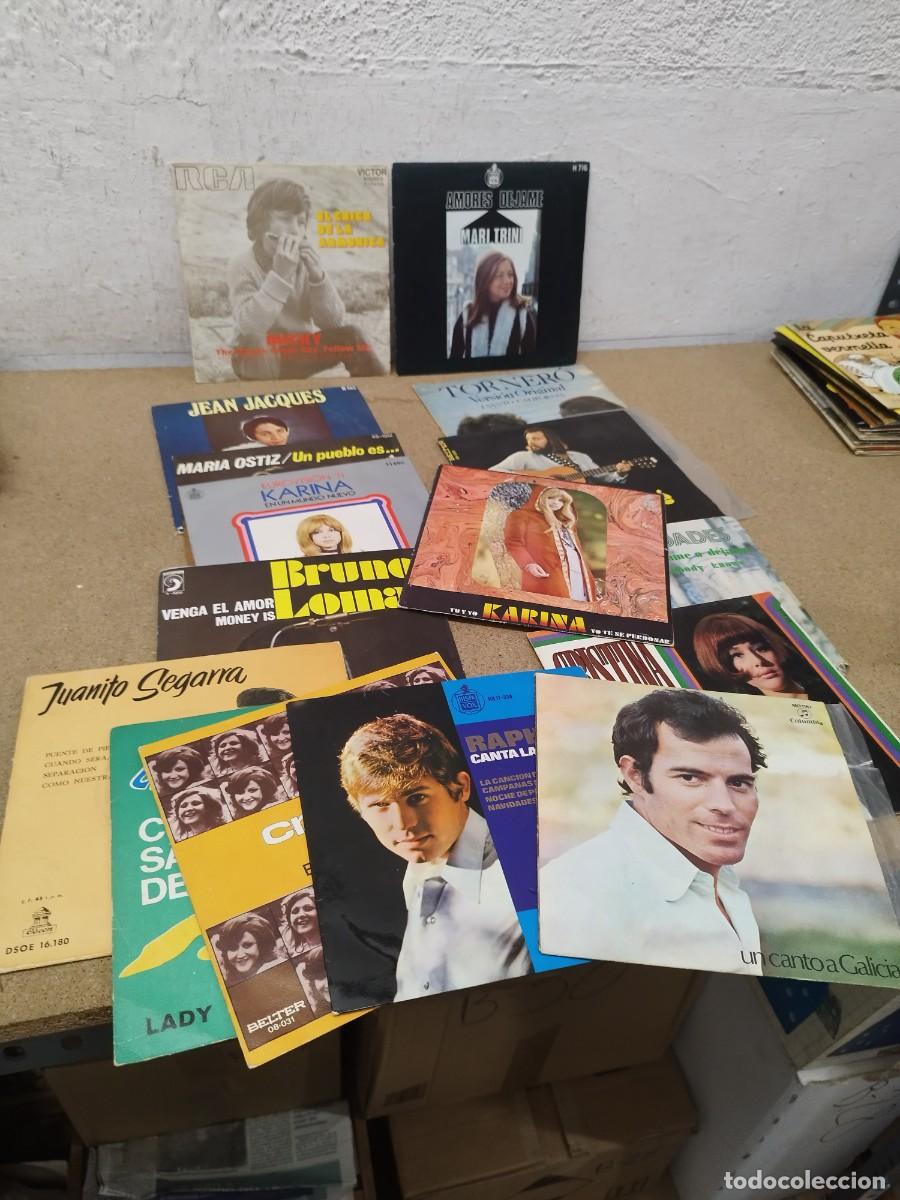 Discos de vinilo: Lote 16 Discos de Vinilo Singles 7&rdquo; - A&ntilde;os 60/70 (Julio Iglesias, Raphael, Karina, Mari Trini).