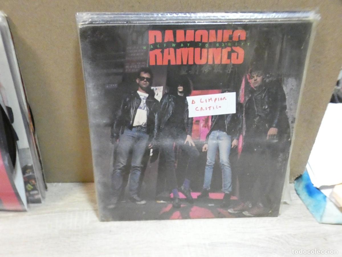 Discos de vinilo: ARKANSAS1980 CAJJ788 VINILO LEVE USO CORRECTO - RAMONES A LIMPIAR CRITICO