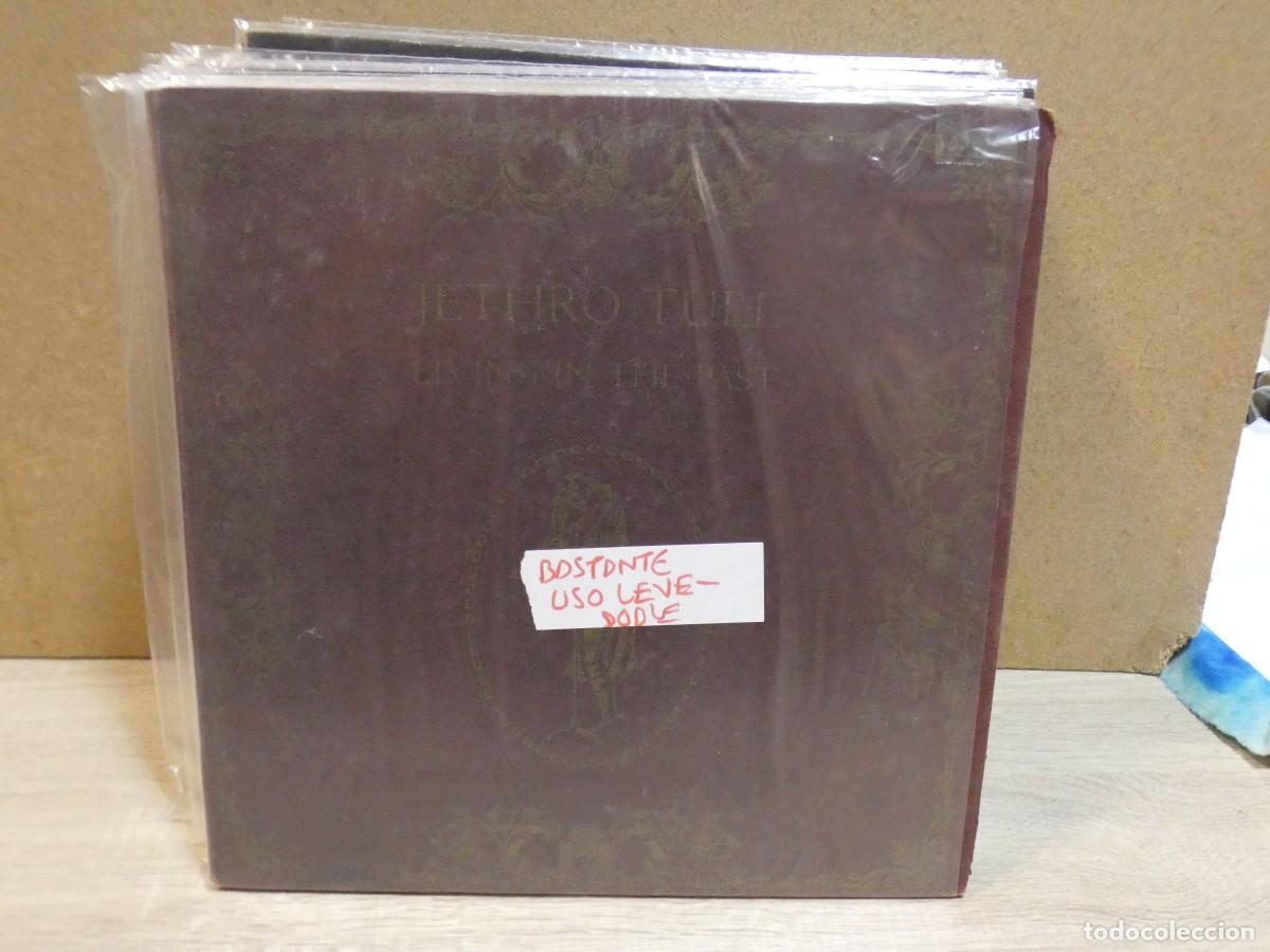 Vinyl records: ARKANSAS1980 BOXX774 VINILO LEVE USO AUN CORRECTO JETHRO TULL BASTANTE USO LEVE DOBLE