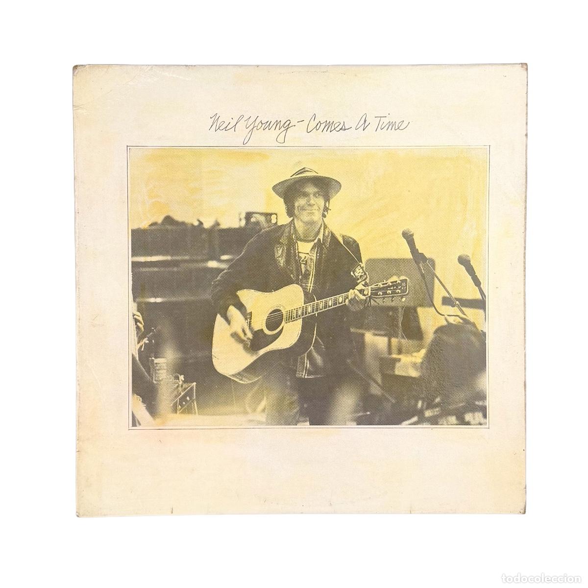 Discos de vinilo: LP. Neil Young. Comes A Time (VG/VG) - Foto 1