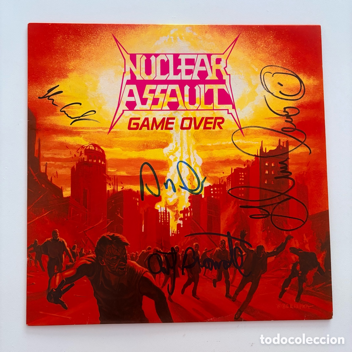 Discos de vinilo: lp Nuclear Assault &ndash; Game Over edicion UK de 1986 con autografos