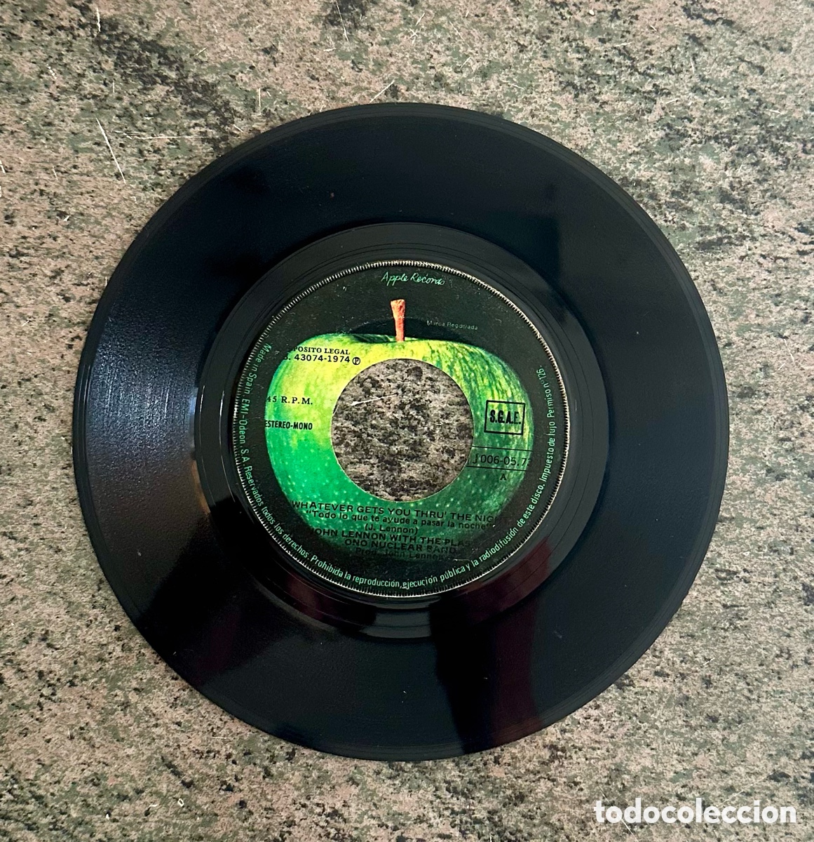 Discos de vinilo: Kong Lennon, Disco 45 rpm. &ldquo;Whatever Gets You Tru&rsquo; The Night&rdquo;