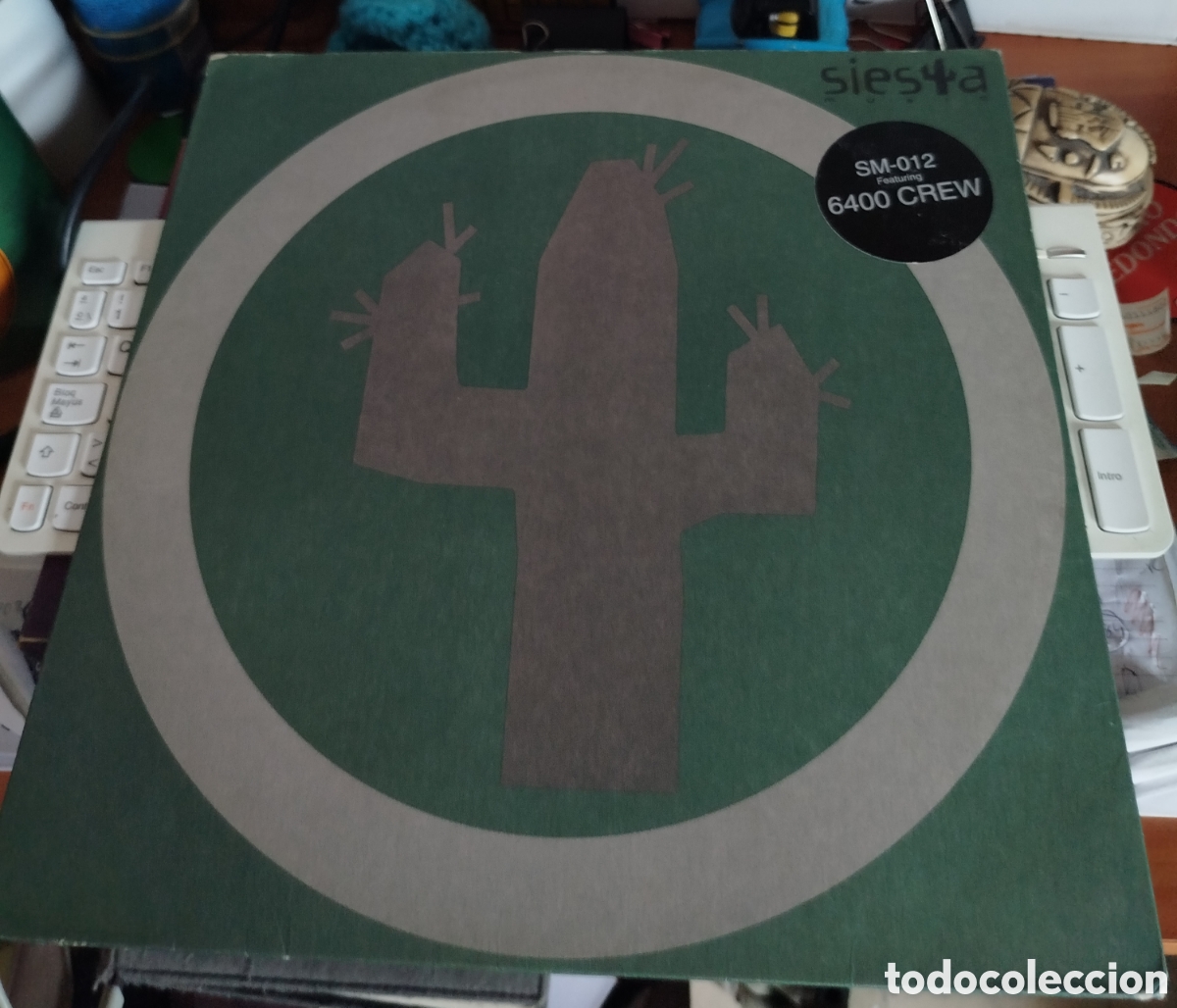 Discos de vinilo: Onionz, Master D, Halo, Tony Present 6400 Crew &ndash; Mango Drum