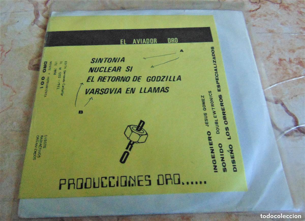 Disques de vinyle: El Aviador Dro &lrm;&ndash; Nuclear S&iacute; + 3 - EP SEGUNDA EDICION 1982 CON LOS INSERTS ORIGINALES