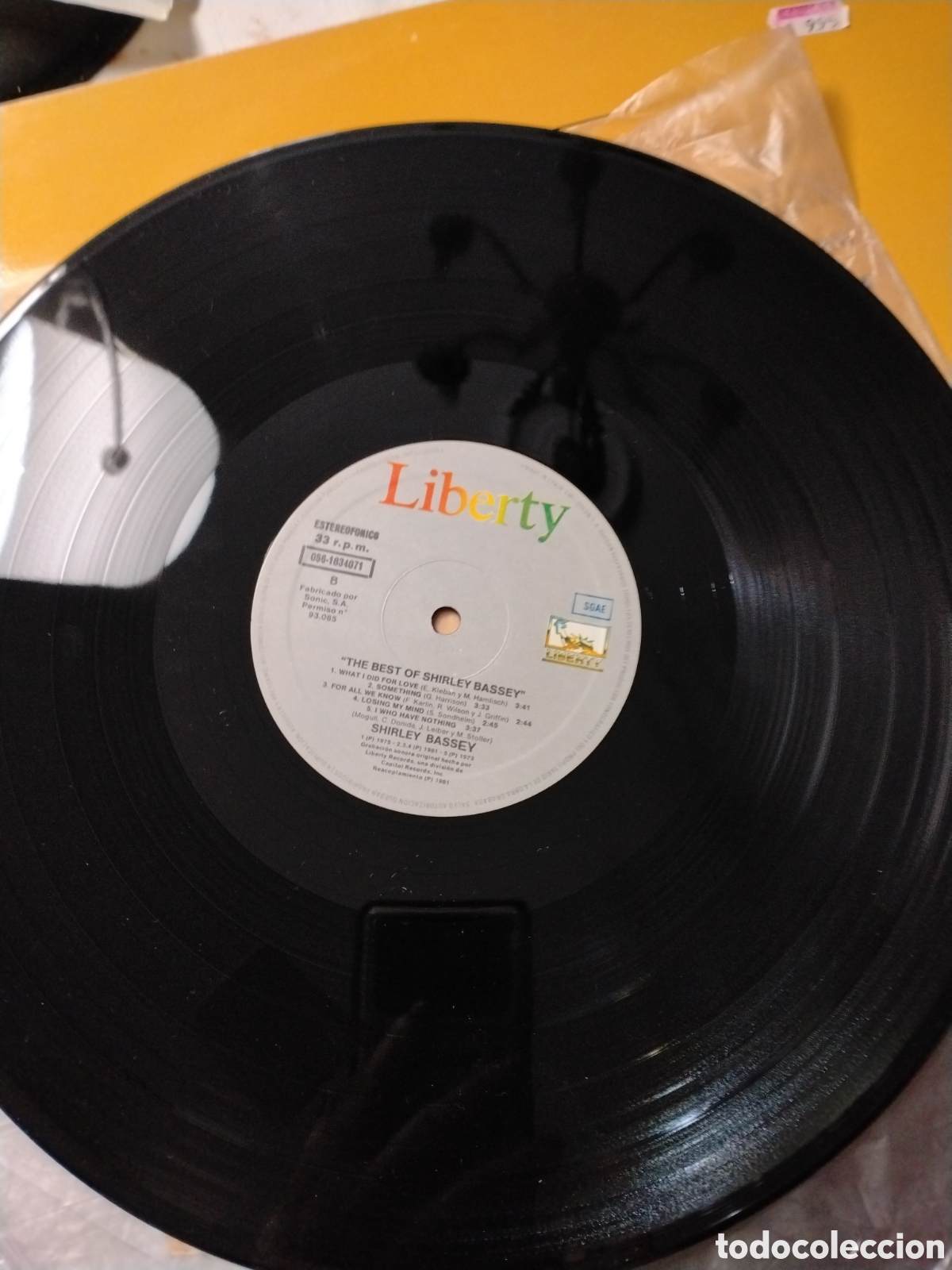 Discos de vinilo: SHIRLEY BASSEY - GRANDES EXITOS - LP - EMI LIBERTY 1981. - Foto 4