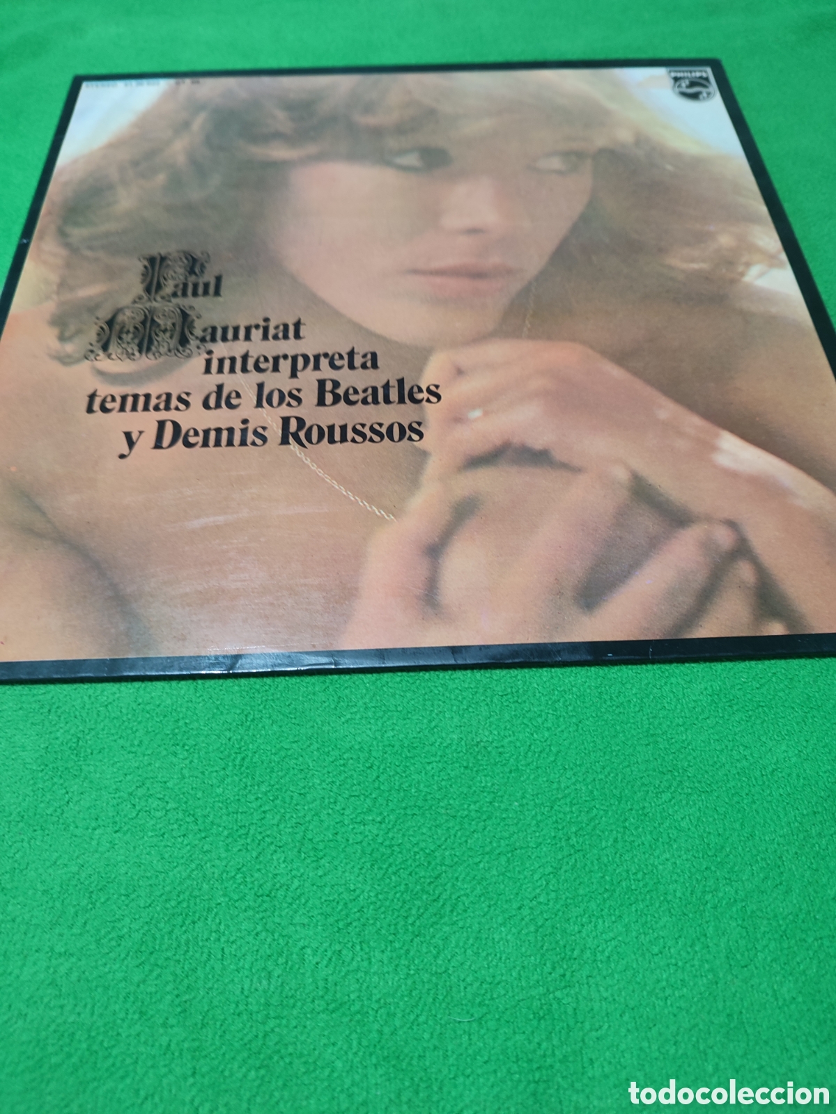 Discos de vinilo: Paul Mauriat - Temas de los Beatles y Demis Roussos