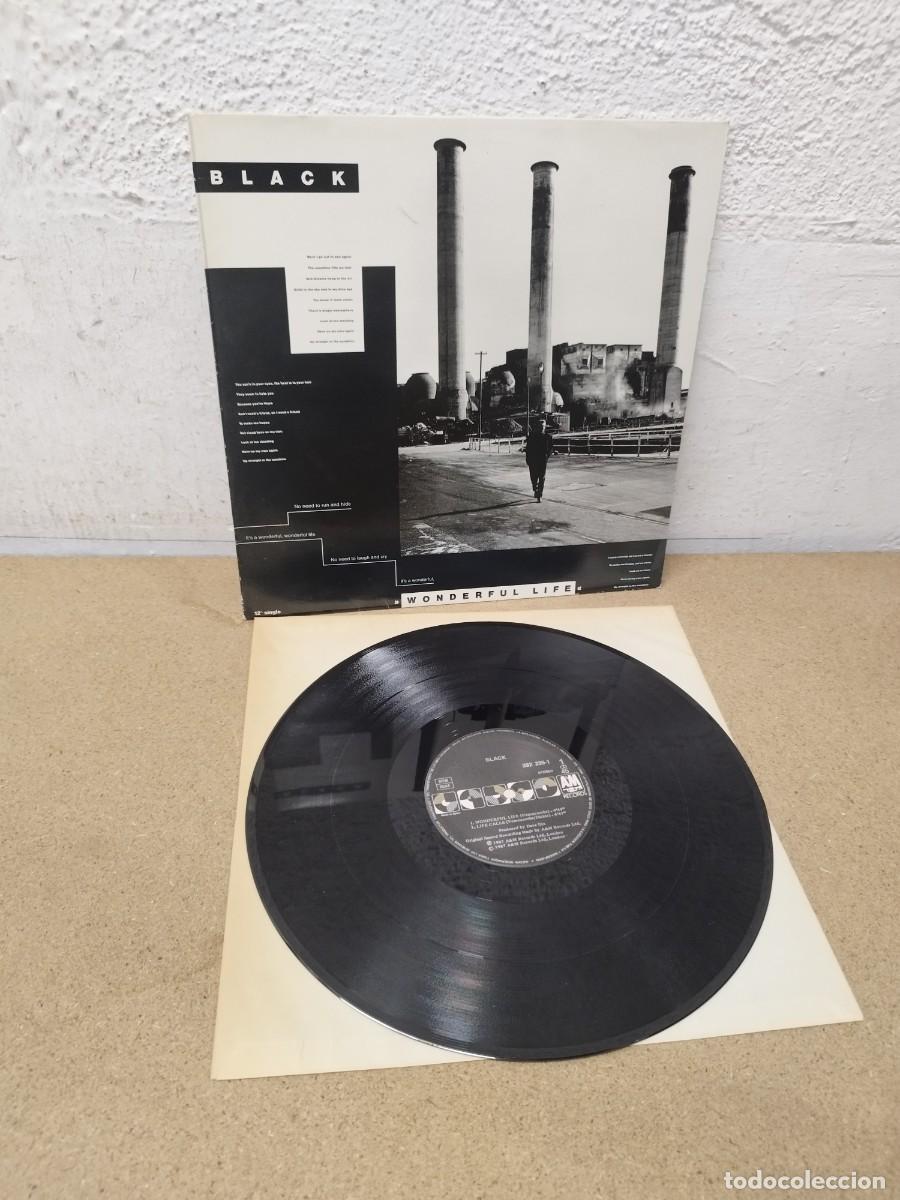 Discos de vinilo: Black &ndash; Wonderful Life. Vinilo maxi single en muy buen estado.