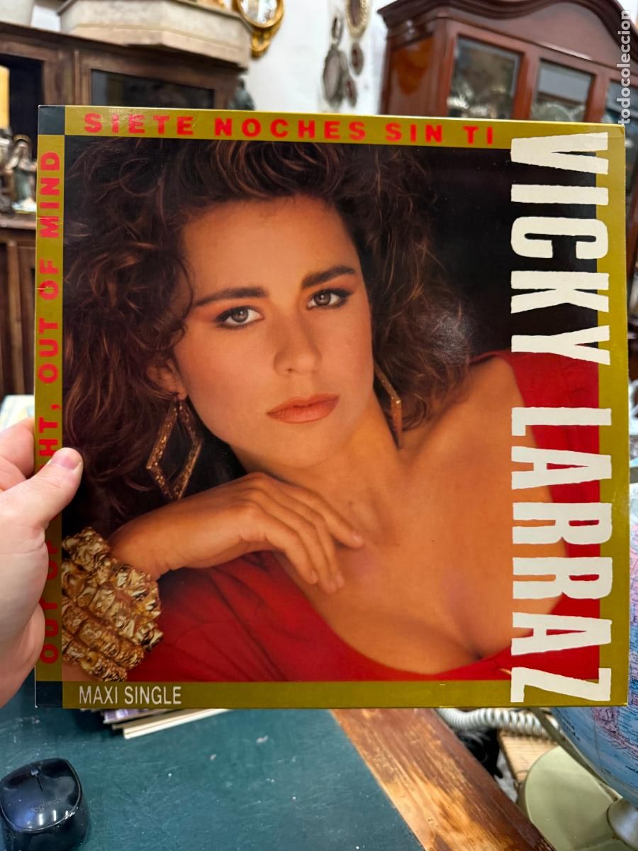 Discos de vinilo: MAXI SINGLES VICKY LARRAZ - OUT OF SIGHT, OUT OF MIND