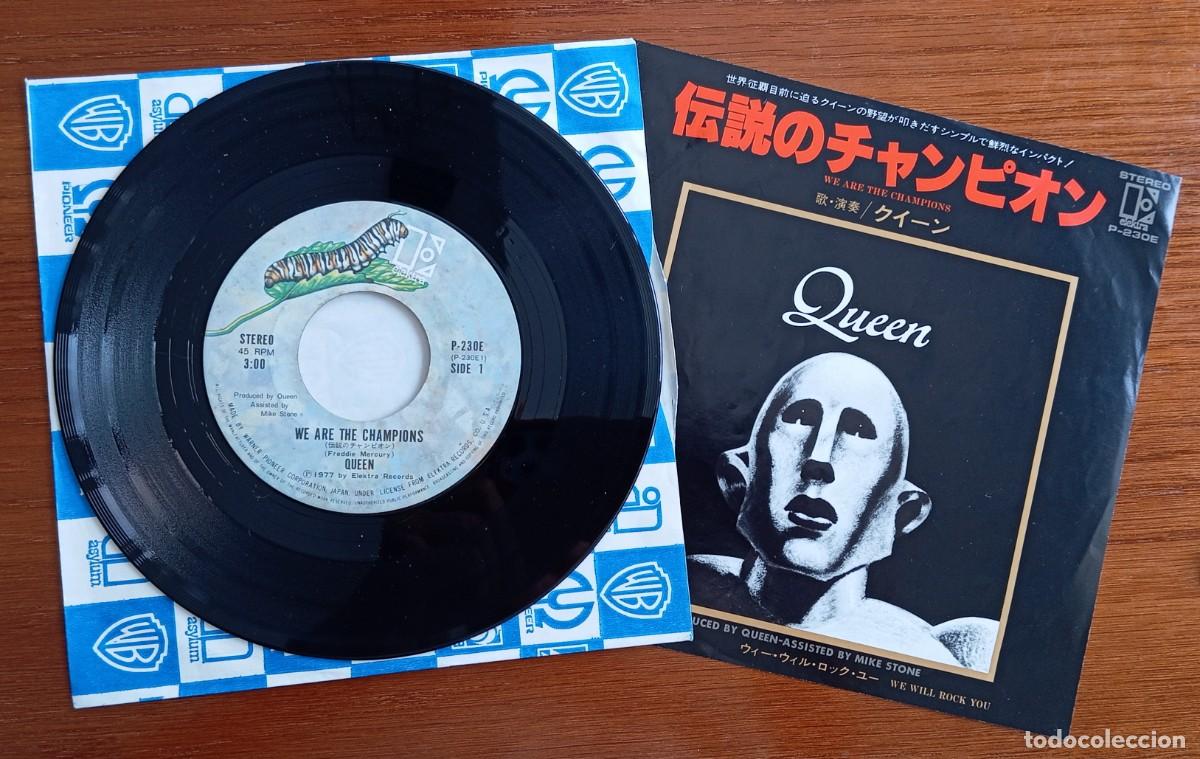 Discos de vinilo: Disco Single vinilo japon&eacute;s 1977 QUEEN, WE ARE THE CHAMPIONS / WE WILL ROCK YOU. Printed in Japan