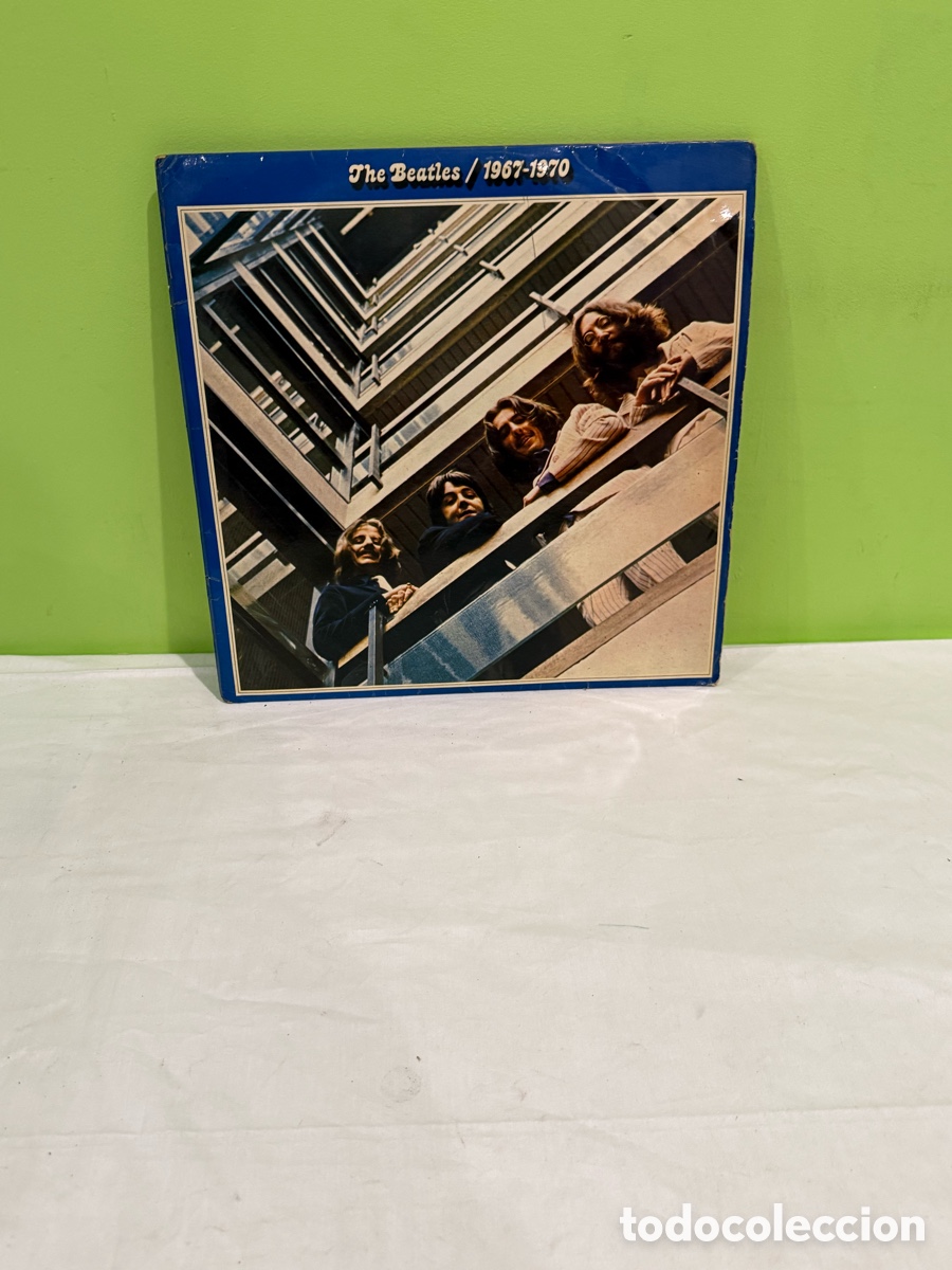 Discos de vinilo: THE BEATLES &ndash; 1967-1970 &ldquo;&Aacute;lbum Azul&rdquo; &ndash; Doble LP Apple Records &ndash; Espa&ntilde;a &ndash; 1973