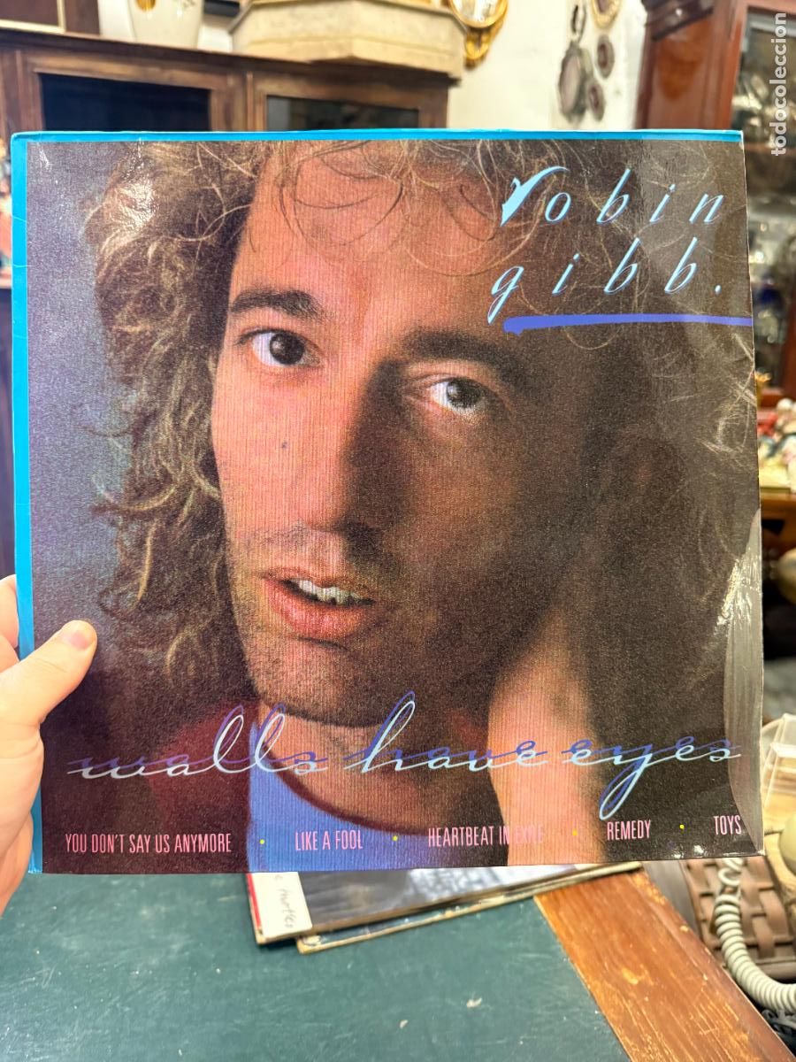 Discos de vinilo: LP ROBIN GIBB - WALLS HAVE EYES