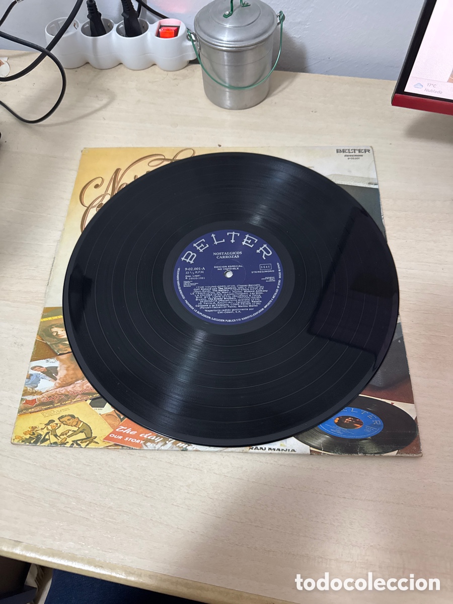 Discos de vinilo: DISCO VINILO NOSTALGICOS CARROZAS 1981 - Foto 2