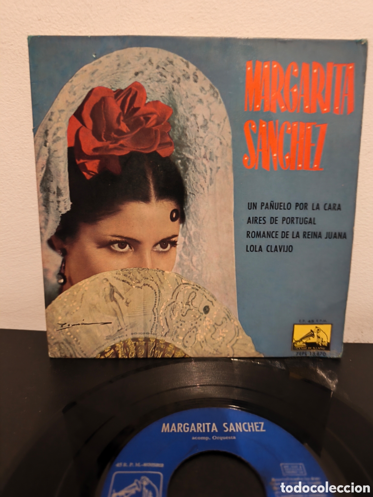 Discos de vinilo: Margarita S&aacute;nchez ​Un pa&ntilde;uelo por la cara (Aires de Portugal / Romance de la reina Juana / LGS.7
