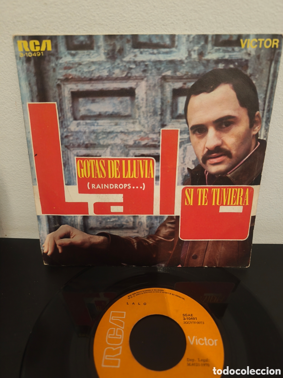 Discos de vinilo: Lalo ​Gotas de lluvia (Raindrops Keep Falling On My Head) / Si te tuviera : RCA Victor &ndash; LGS.7