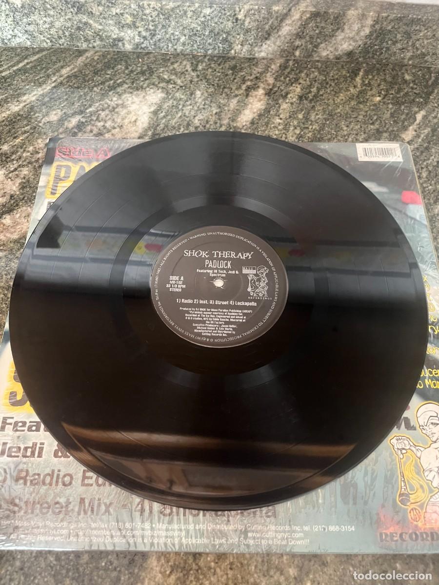 Discos de vinilo: Shok Therapy Padlock / S.O.S. - Foto 3