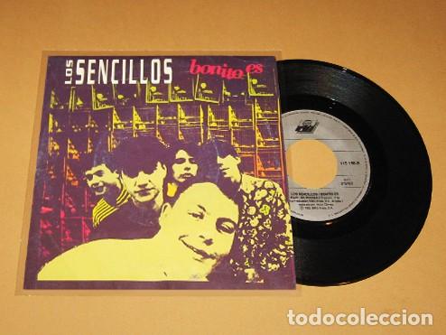 Discos de vinilo: LOS SENCILLOS - BONITO ES - SINGLE - 1992 - DISCO VINILO &iexcl;&iexcl; !MUY BUSCADO Y ESCASO !!
