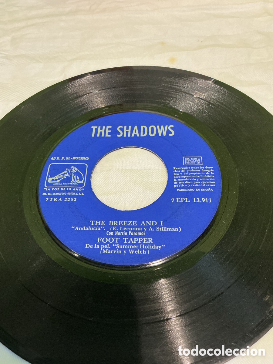 Discos de vinilo: The Shadows &ndash; Dance On! &ndash; EP 1963 - Foto 3