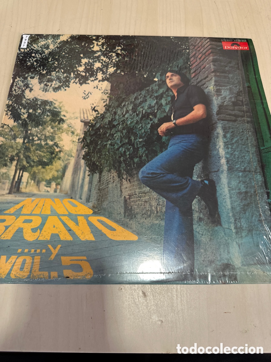 Discos de vinilo: VIN7937 nino bravo y vol.5 segunda mano
