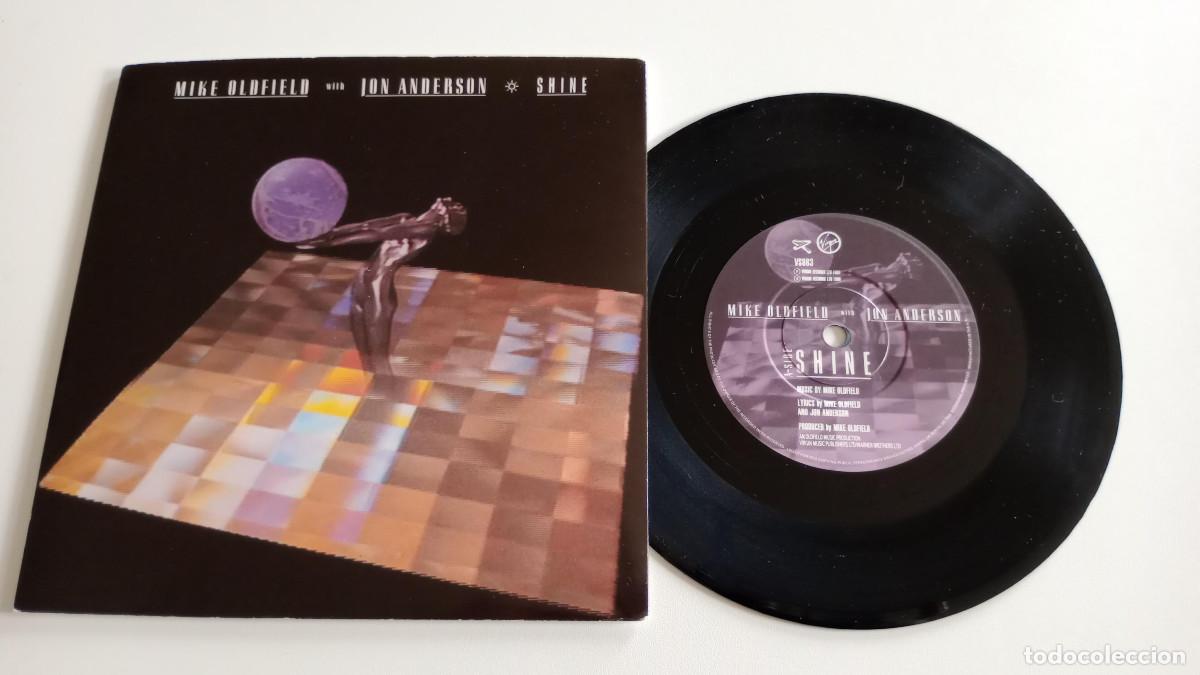 Discos de vinilo: 7'' Mike Oldfield y Jon Anderson - Shine / The Path (Virgin, UK VS883) En excelente estado