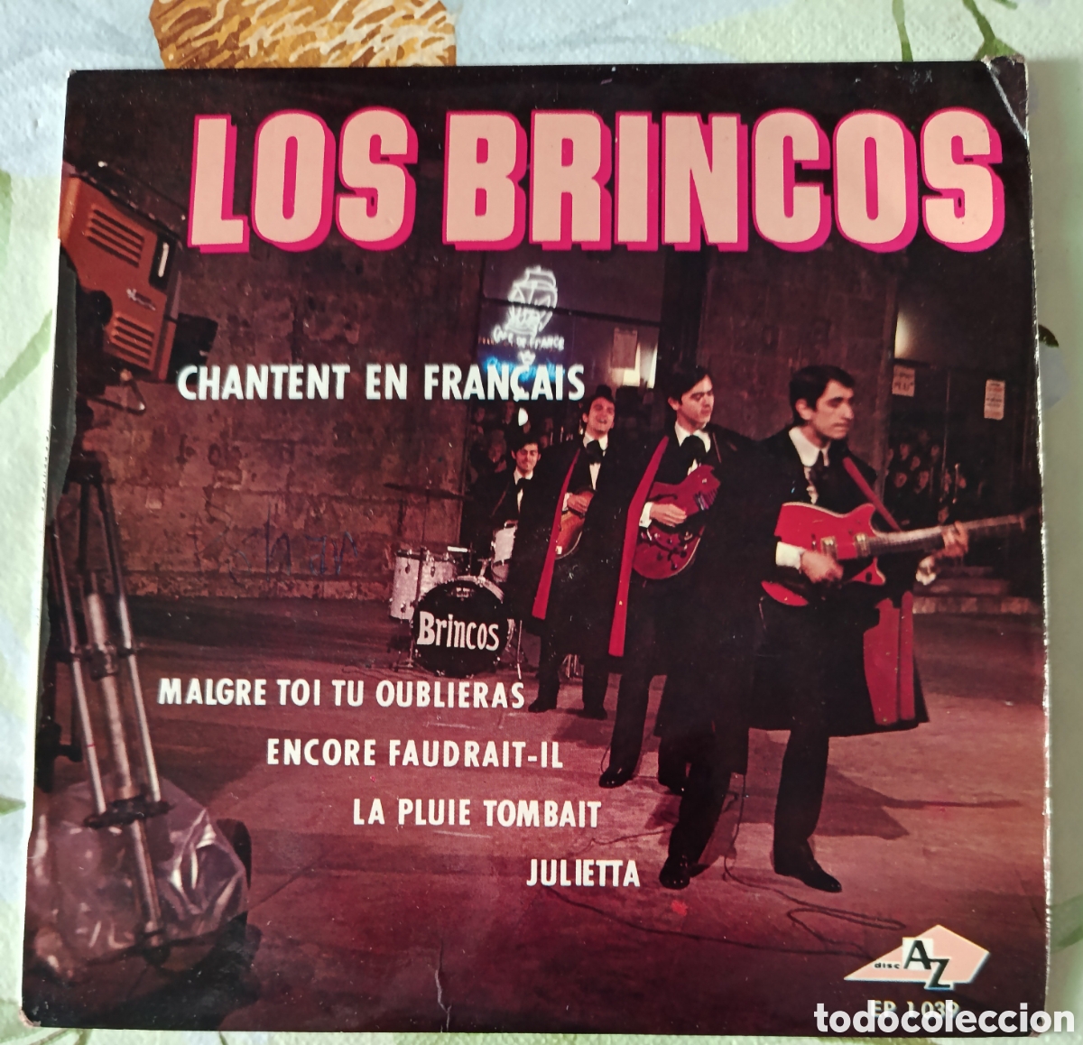 Discos de vinil: Los Brincos cantan en Franc&eacute;s por el sello Az.