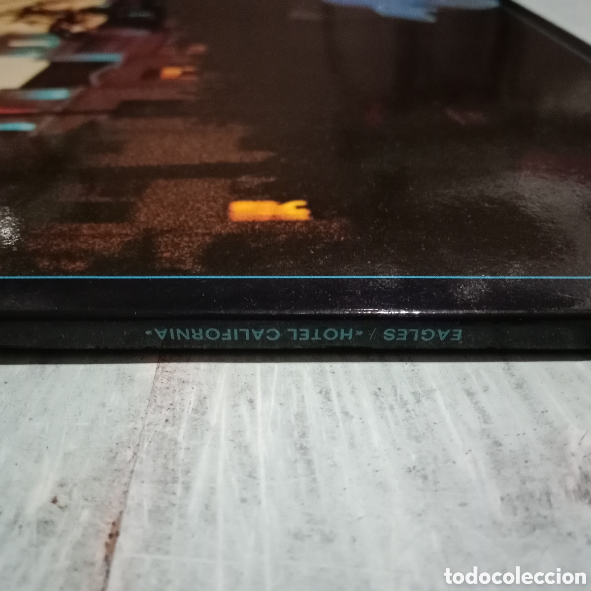 Discos de vinilo: EAGLES - HOTEL CALIFORNIA - LP GATEFOLD - Foto 3