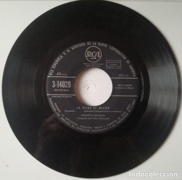 Vinyl records: Anto&ntilde;ita Moreno y Orq. Jos&eacute; Sabre Marroqu&iacute;n &ndash; La Reina De Mejico / Donde Vas Paloma Blanca...
