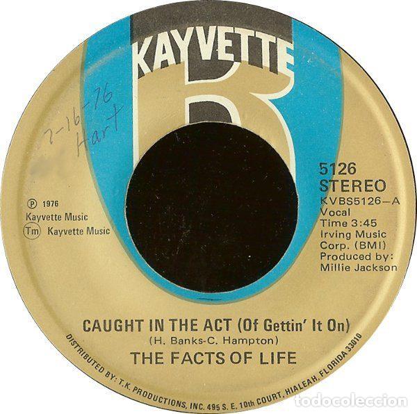 Vinyl-Schallplatten: The Facts Of Life &ndash; Caught In The Act (Of Gettin' It On) / L-O-V-E (Vinyl, Kayvette 5126)
