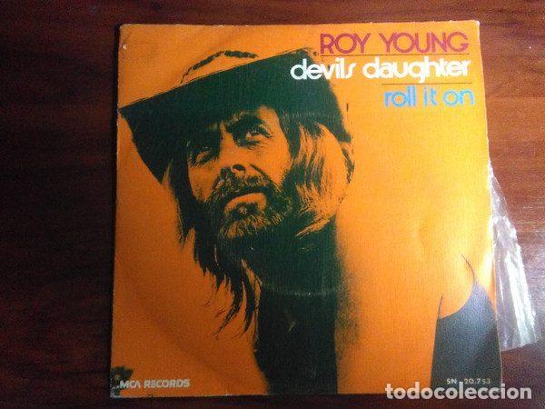 Dischi in vinile: Roy Young &ndash; Devil's Daughter / Roll It On (Vinyl, MCA Records SN-20.753)