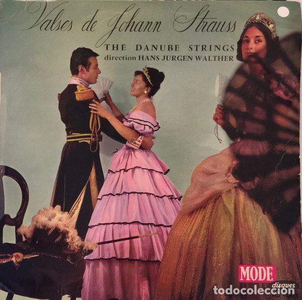 Vinyl records: Johann Strauss, Fils, The Danube Strings Direction Hans-J&uuml;rgen Walther &ndash; Valses De Johann...